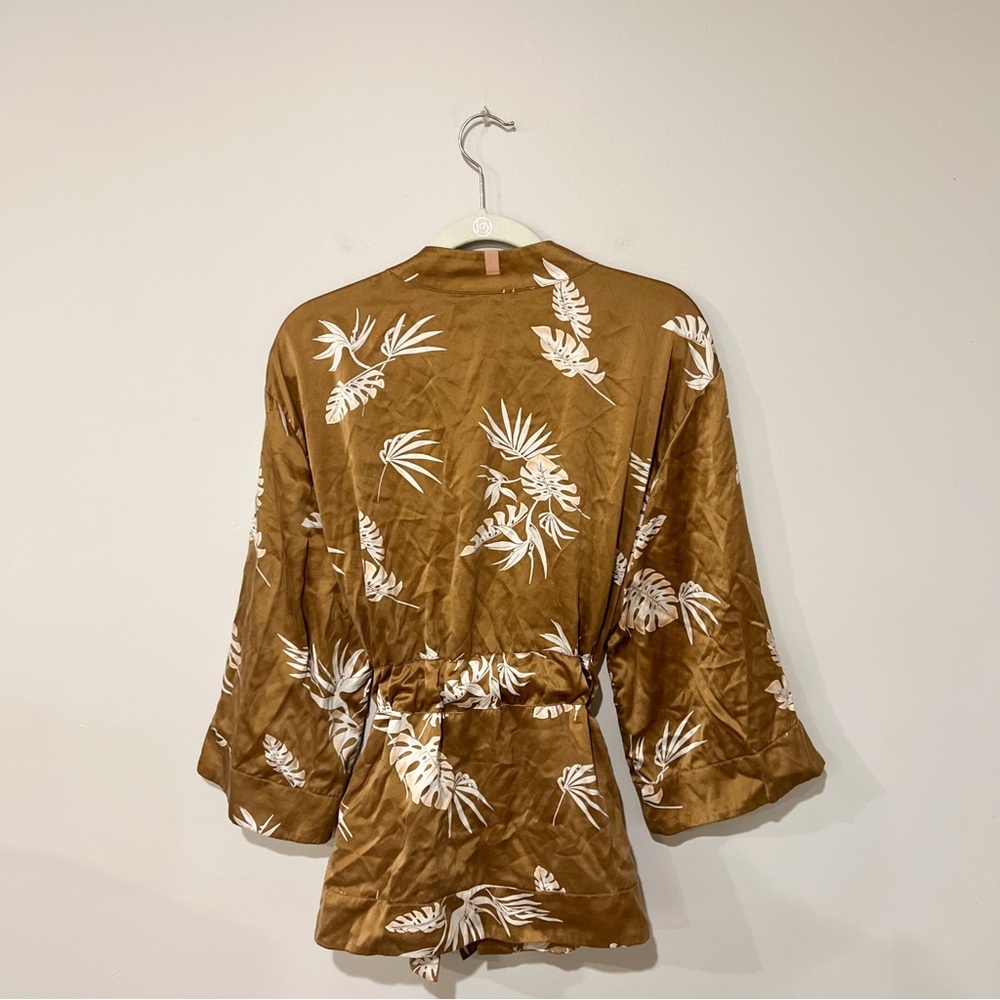 Lunya Silk Palm Robe - Picture 11 of 12